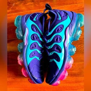 Nike Air Vapormax Plus Hornets